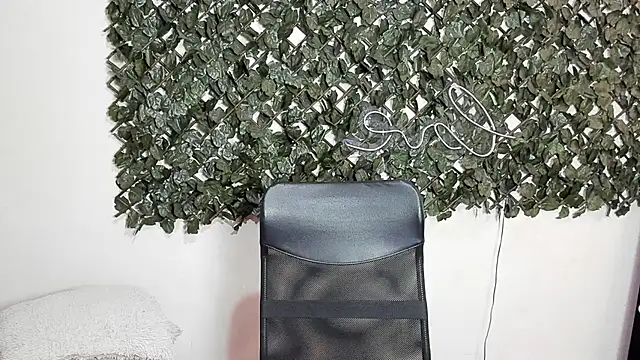 Sofia Franco  online show from 04.28.26