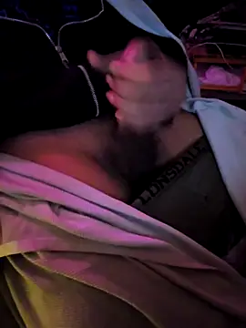 Snapshot of TallThickD chatting on 02.20.25 TallThickD online show from 02.20.25