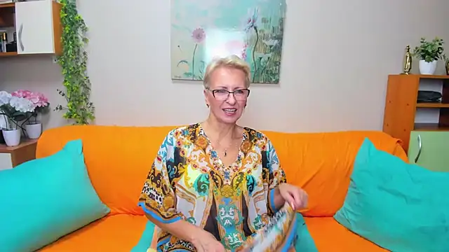 iamyourdream89 online show from 10.06.25