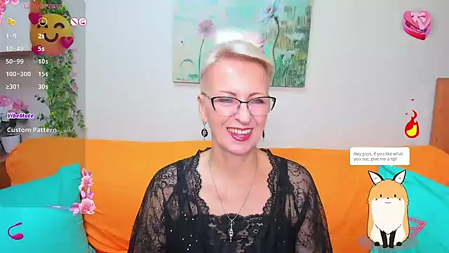 iamyourdream89 online show from 10.28.25