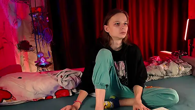 Frank Fraer online show from 12.19.24