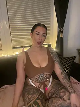 Mia-Bremer online show from 01.08.25