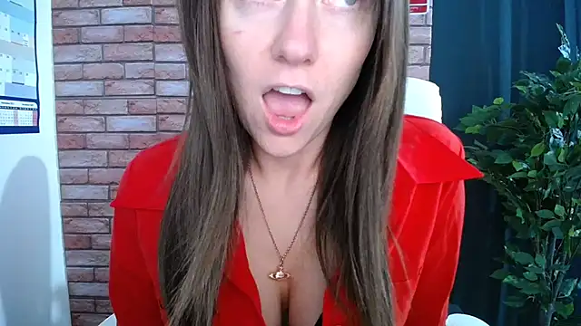 Snapshot of HarleyRebz chatting on 11.15.25 HarleyRebz online show from 11.15.25