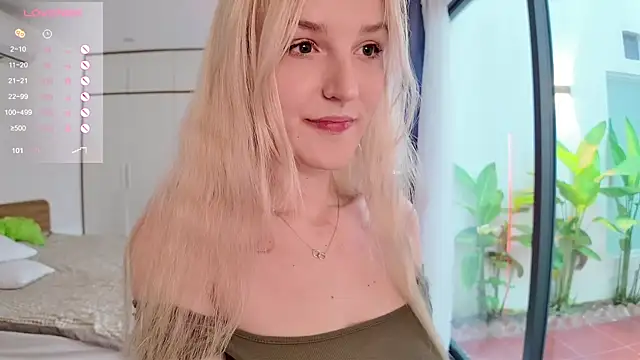 Snapshot of jennytimes chatting on 03.20.25 jennytimes online show from 03.20.25