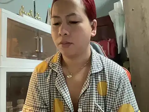 Snapshot of UrLove_Marga chatting on 11.11.25 UrLove Marga online show from 11.11.25