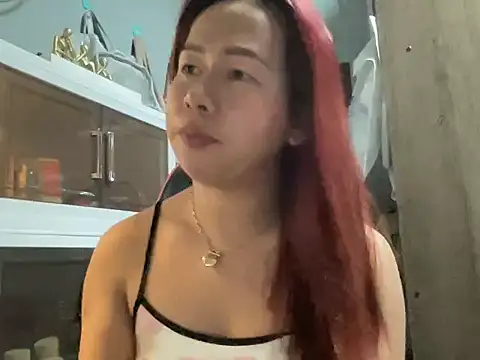 Snapshot of UrLove_Marga chatting on 11.30.25 UrLove Marga online show from 11.30.25