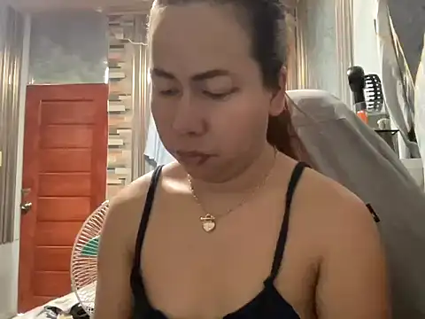 Snapshot of UrLove_Marga chatting on 04.11.26 UrLove Marga online show from 04.11.26