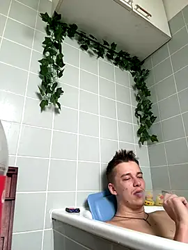 Toyjungee online show from 10.06.25