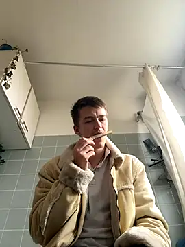 Toyjungee online show from 11.08.25