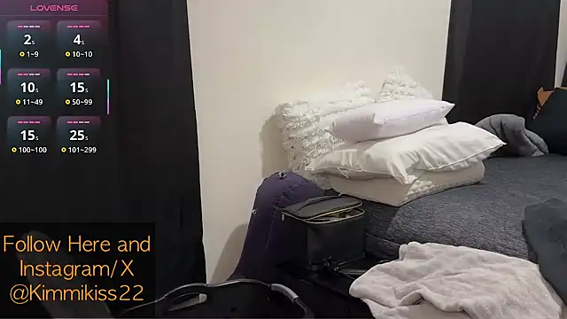 Snapshot of kimmiakiss22 chatting on 11.01.25 kimmiakiss22 online show from 11.01.25