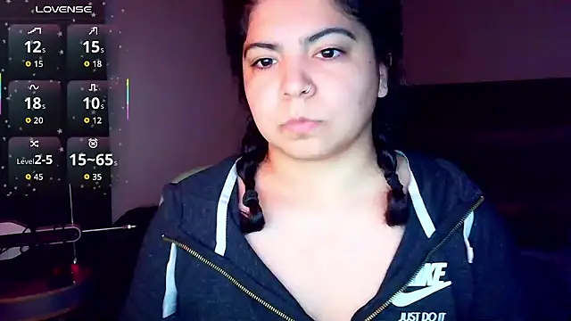 Snapshot of kimmiakiss22 chatting on 12.04.25 kimmiakiss22 online show from 12.04.25