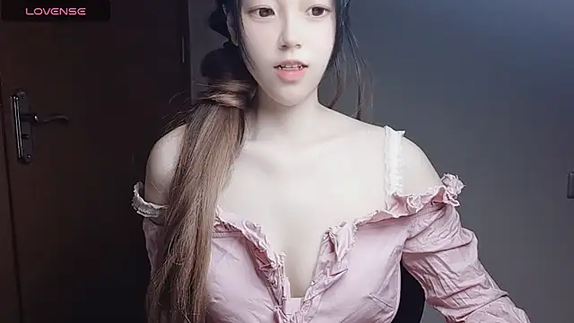 VaerySaenz online show from 11.23.25