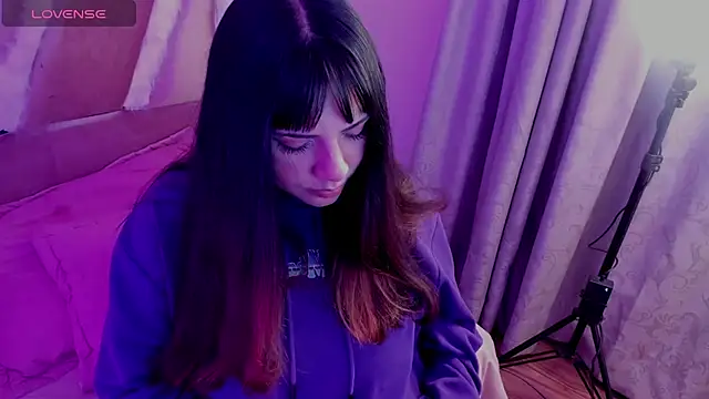 xhinata hyugax online show from 03.05.26