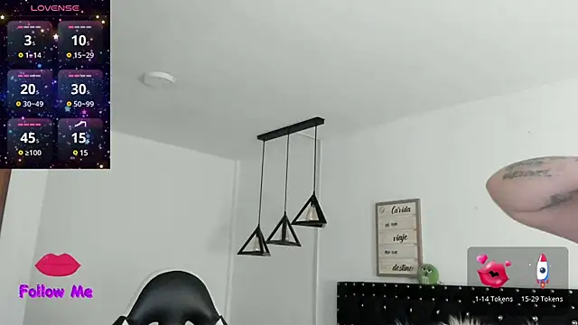 natasha logan  online show from 02.10.25