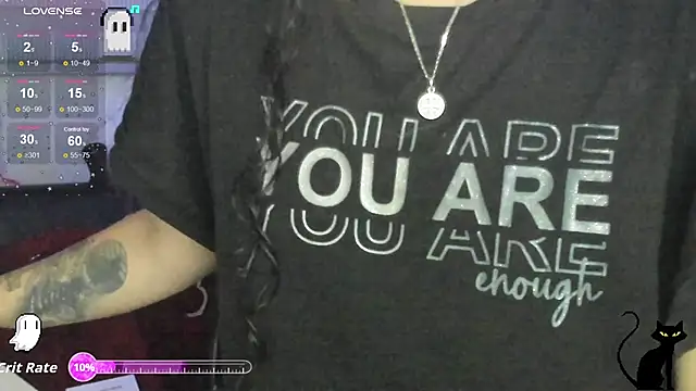 Snapshot of natasha_logan_ chatting on 12.23.25 natasha logan online show from 12.23.25