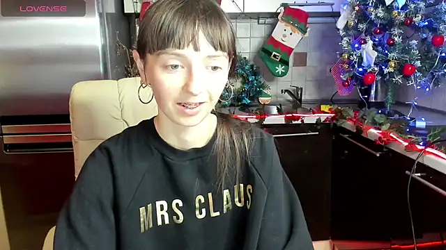 TayanaJons online show from 12.23.24