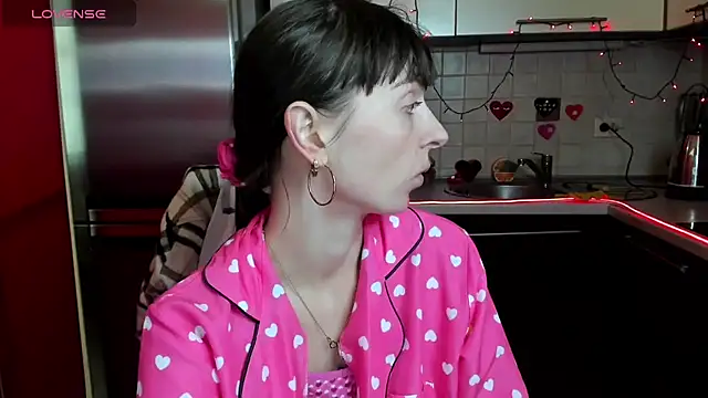 TayanaJons online show from 02.17.25