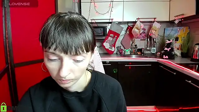 TayanaJons online show from 12.22.25