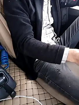 Freezing Duck online show from 12.22.25