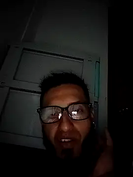 leo logan online show from 12.22.25