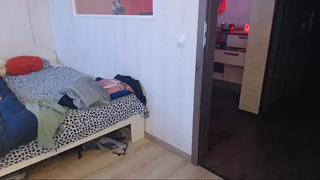 amanda kiss kiss online show from 12.29.24