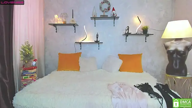 StripBianka online show from 12.08.24