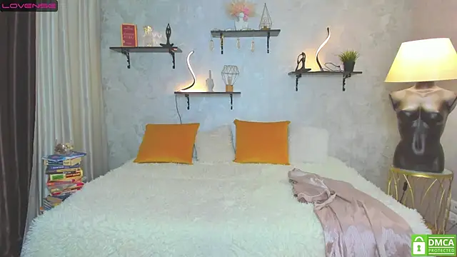 StripBianka online show from 01.18.25