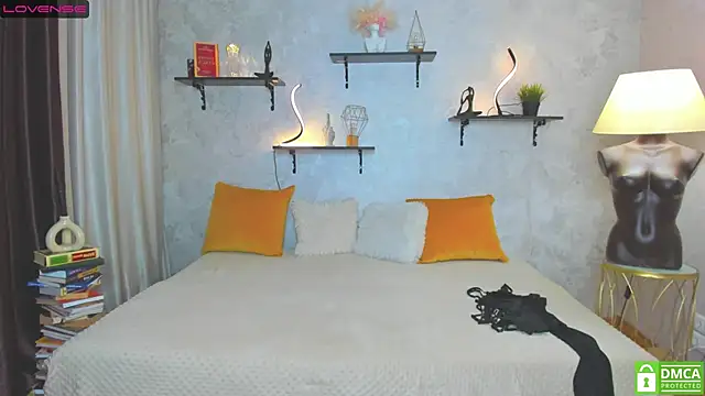 StripBianka online show from 03.09.25