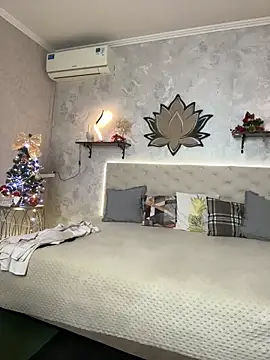 StripBianka online show from 01.15.26