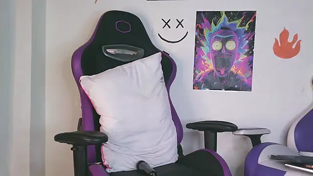 IM MAYA online show from 03.09.25