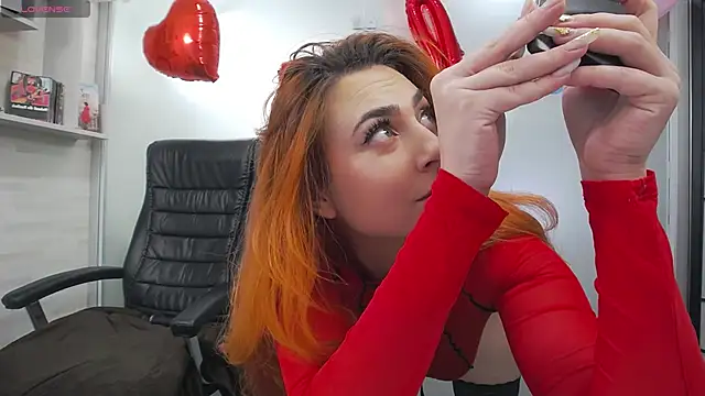 Snapshot of AvaBlue_ chatting on 02.13.26 AvaBlue online show from 02.13.26