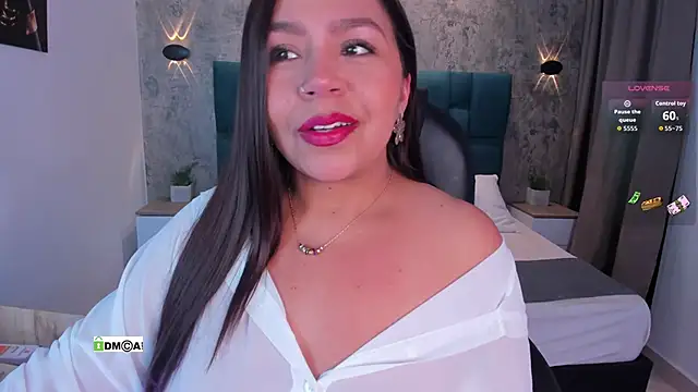 Snapshot of Catilica__sweetx chatting on 11.06.25 Catilica sweetx online show from 11.06.25