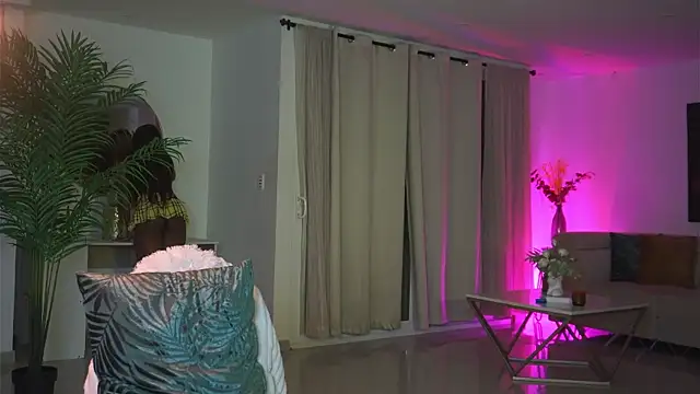 Snapshot of astreaharmonia chatting on 01.22.25 astreaharmonia online show from 01.22.25