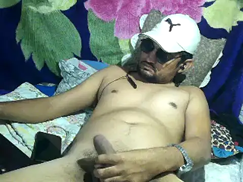 Snapshot of Rocobodymassager chatting on 01.10.26 Rocobodymassager online show from 01.10.26