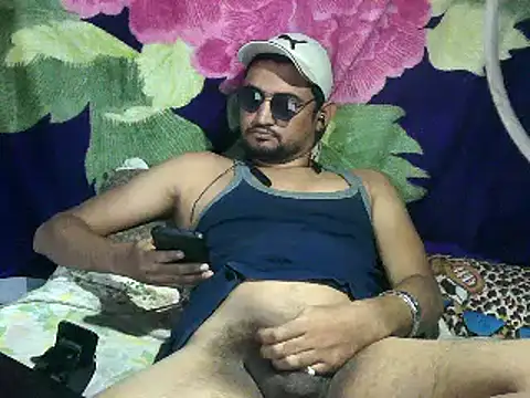 Snapshot of Rocobodymassager chatting on 01.14.26 Rocobodymassager online show from 01.14.26