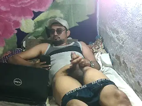 Snapshot of Rocobodymassager chatting on 02.26.26 Rocobodymassager online show from 02.26.26