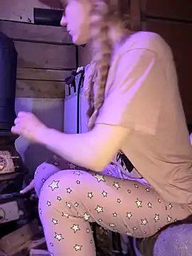 GoldenFlameGoddess online show from 02.03.26