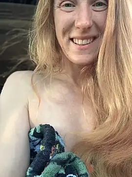 GoldenFlameGoddess online show from 04.07.26