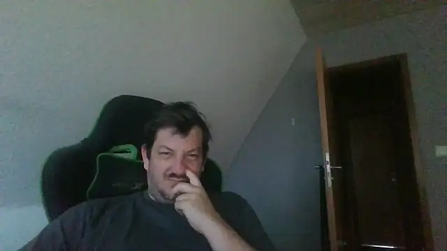 Golffahrer1982 online show from 05.31.26