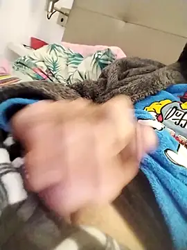 boy1983hot  online show from 12.21.25