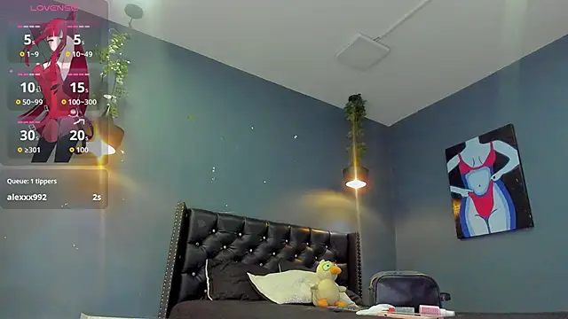 Sophiietaylor online show from 11.17.25