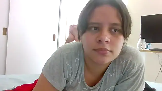 Snapshot of emily_adams01 chatting on 11.26.25 emily adams01 online show from 11.26.25