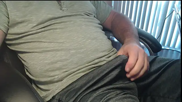 Snapshot of jdcfnmhard chatting on 01.29.25 jdcfnmhard online show from 01.29.25