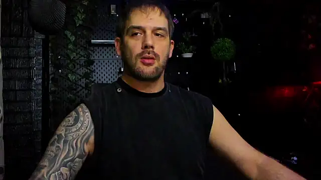 Snapshot of LexXHardy chatting on 04.19.26 LexXHardy online show from 04.19.26
