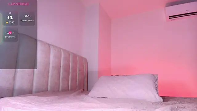 Snapshot of _sex_mia chatting on 01.09.26 sex mia online show from 01.09.26