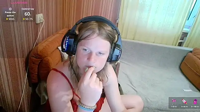 Snapshot of Kathlyn__Heath chatting on 06.27.26 Kathlyn Heath online show from 06.27.26
