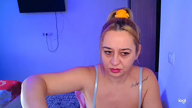 freyyamore1 online show from 02.05.26