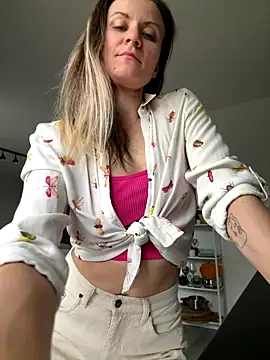 MissAgatha online show from 12.06.24