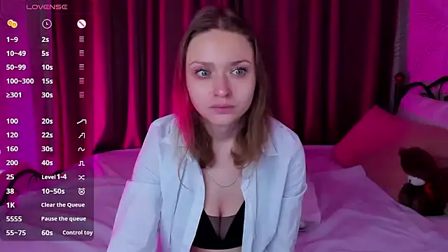 Snapshot of Linda_Bryant chatting on 12.08.24 Linda Bryant online show from 12.08.24