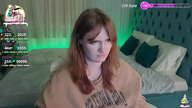 Snapshot of _Chlo__e chatting on 01.08.25 Chlo e online show from 01.08.25